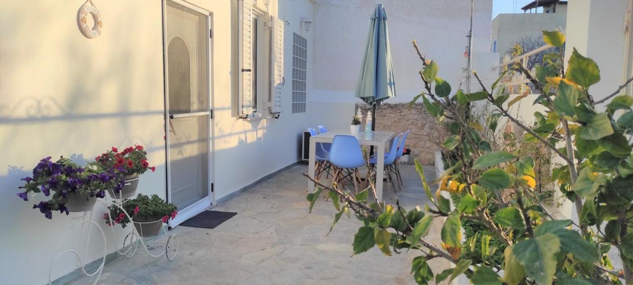 Hibiscus Home Aegina Luaran gambar
